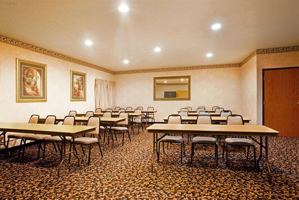 Holiday Inn Express & Suites Chicago-Libertyville By Ihg Екстериор снимка