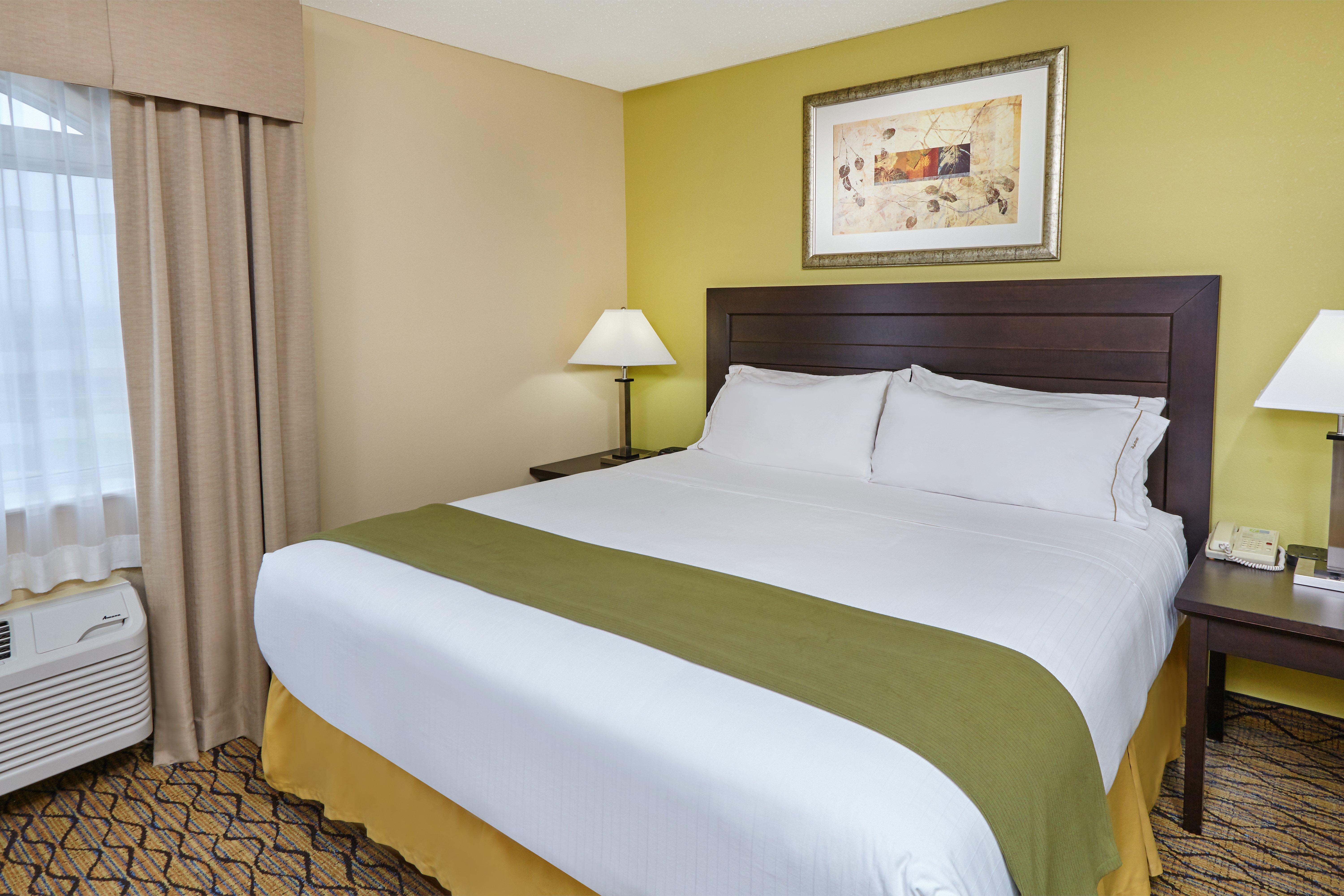 Holiday Inn Express & Suites Chicago-Libertyville By Ihg Екстериор снимка