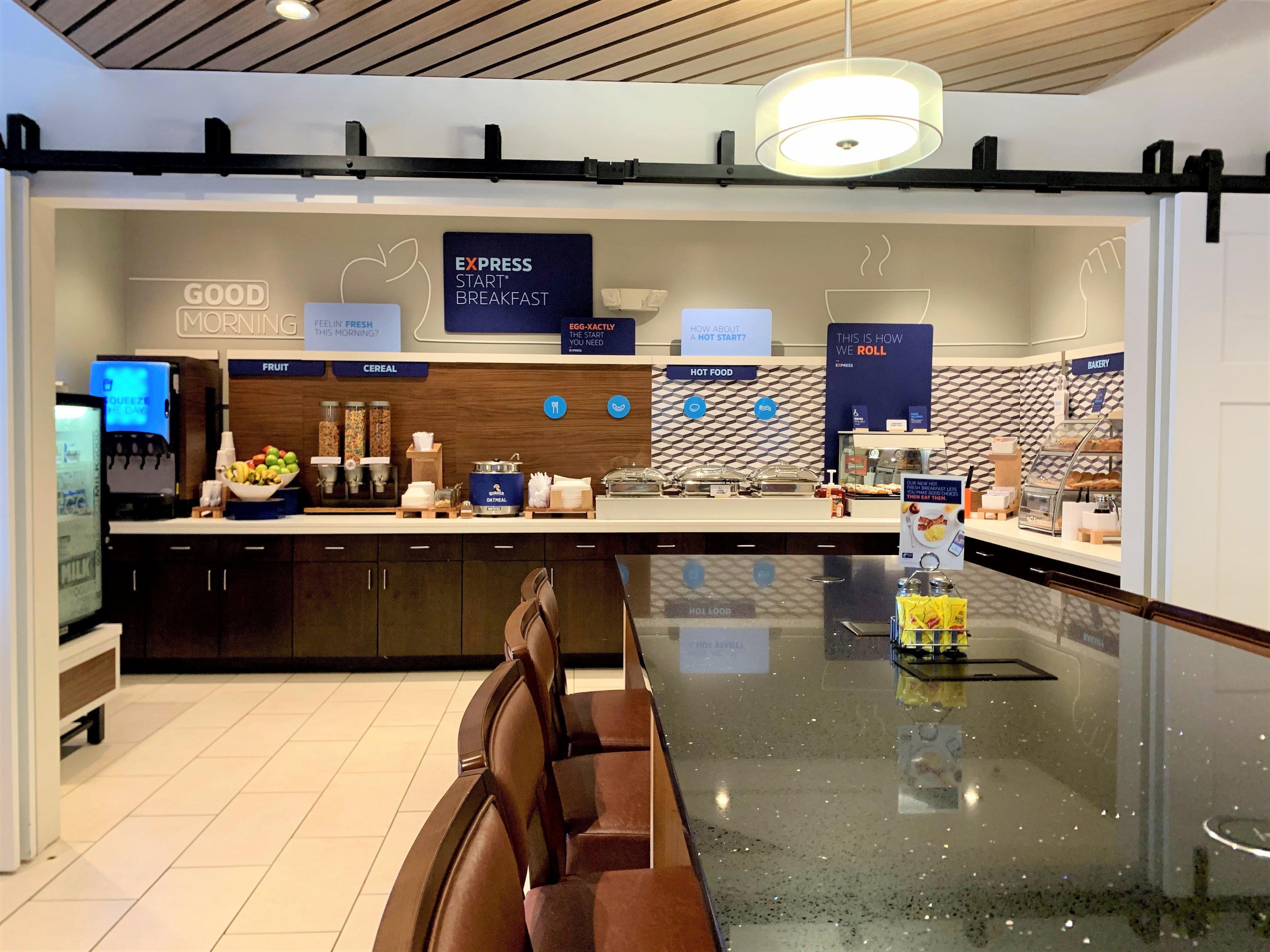 Holiday Inn Express & Suites Chicago-Libertyville By Ihg Екстериор снимка