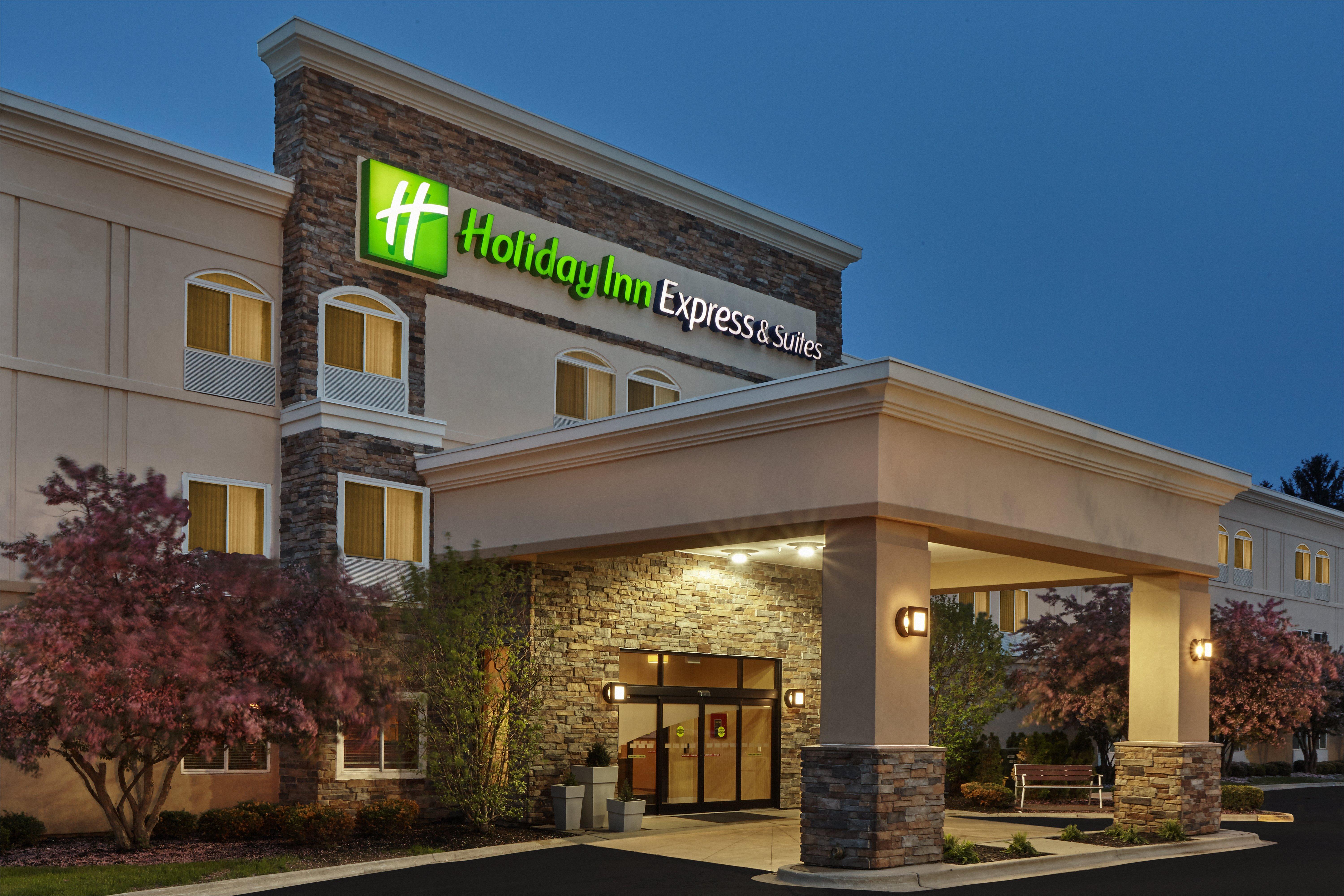 Holiday Inn Express & Suites Chicago-Libertyville By Ihg Екстериор снимка