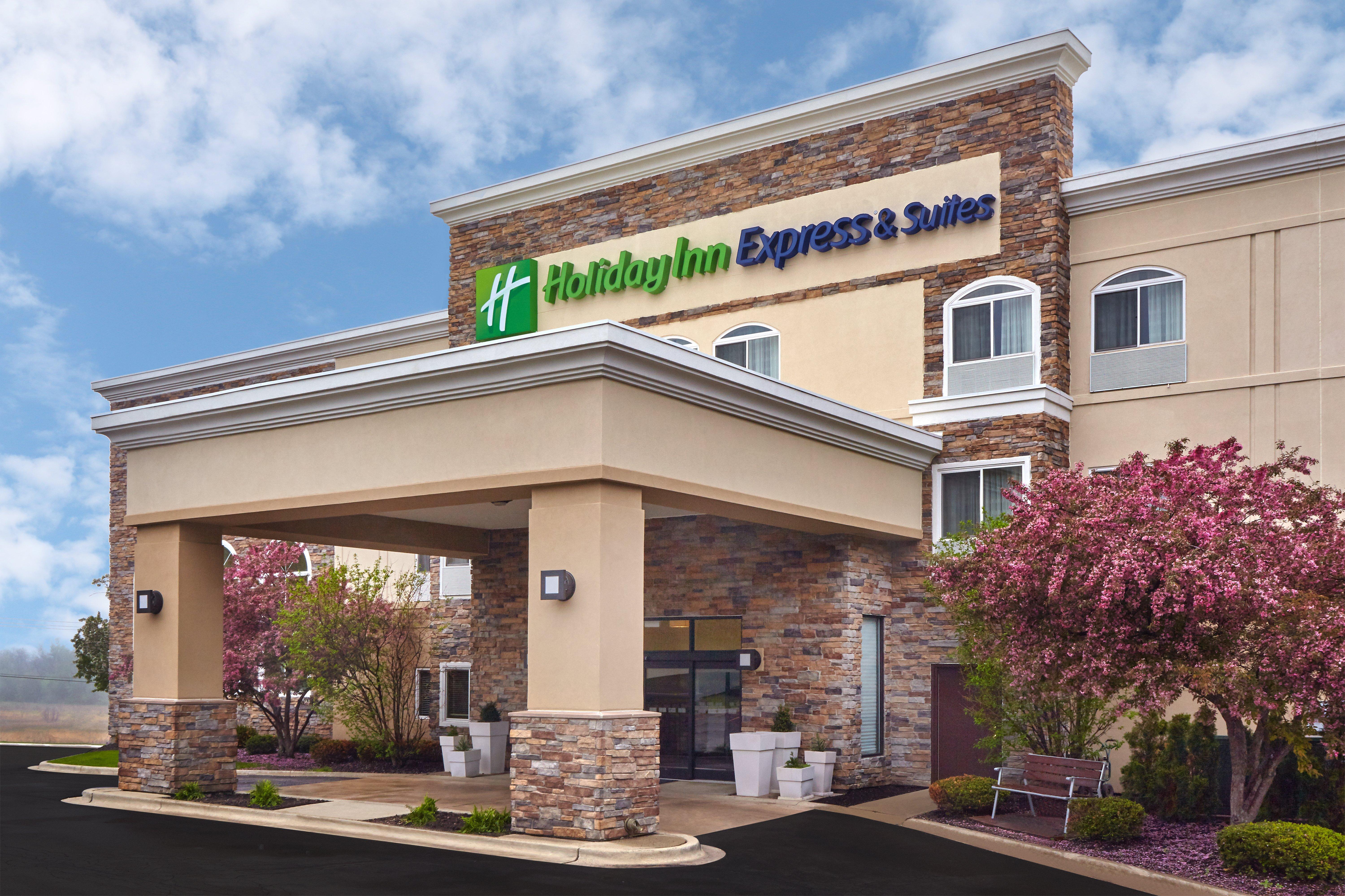 Holiday Inn Express & Suites Chicago-Libertyville By Ihg Екстериор снимка