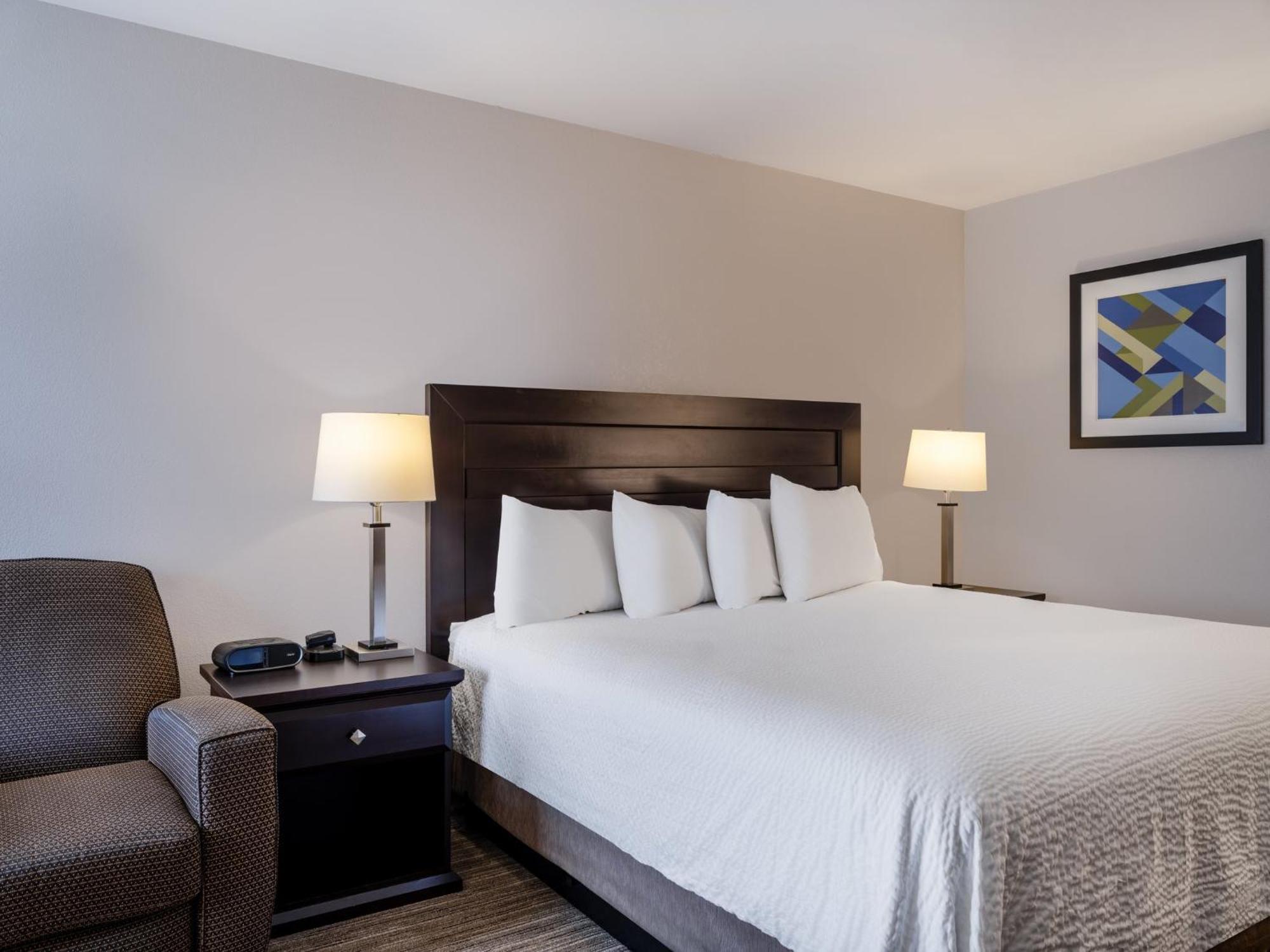 Holiday Inn Express & Suites Chicago-Libertyville By Ihg Екстериор снимка