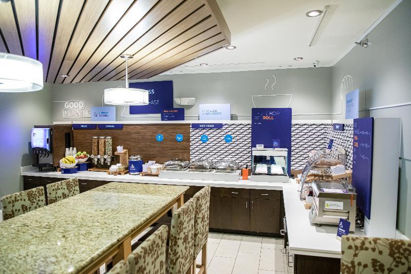 Holiday Inn Express & Suites Chicago-Libertyville By Ihg Екстериор снимка